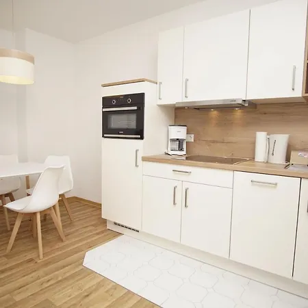 Appartement Strandhaus Moenchgut Ferienwohnung 06 Mit Sauna- Und Schwimmbadnutzung Im Ahoi Sellin *