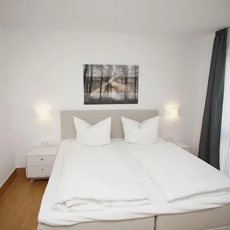 Strandhaus Moenchgut Ferienwohnung 06 Mit Sauna- Und Schwimmbadnutzung Im Ahoi Sellin * Lobbe